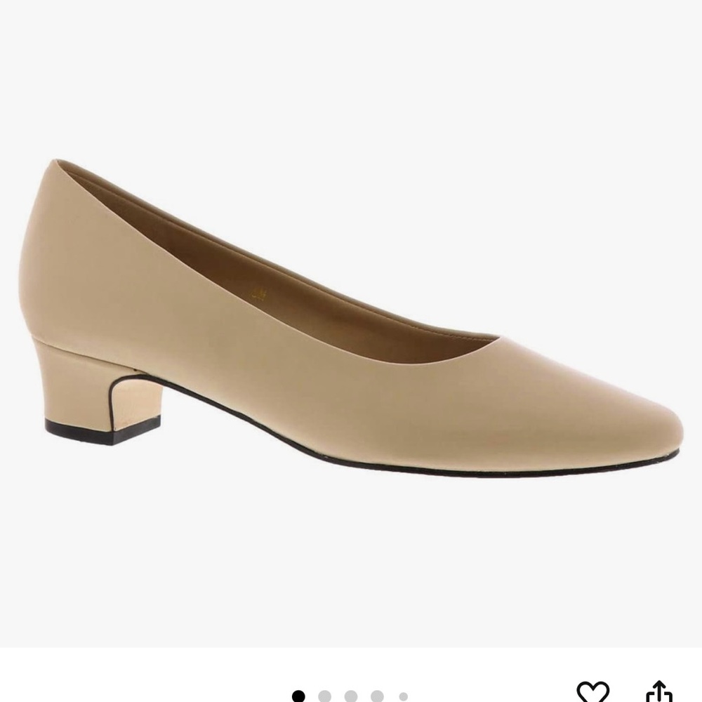 VANELi  Cream Women's Pumps
